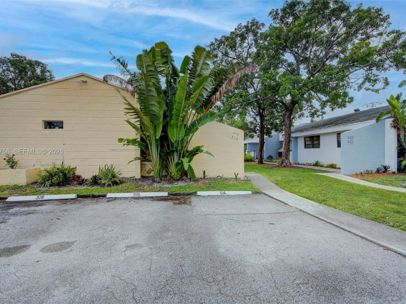 Apartamento 2/2 en Fort Lauderdale — $2,650/mes