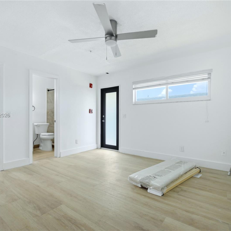 Apartamento 2/2 en Miramar — $2,500/mes